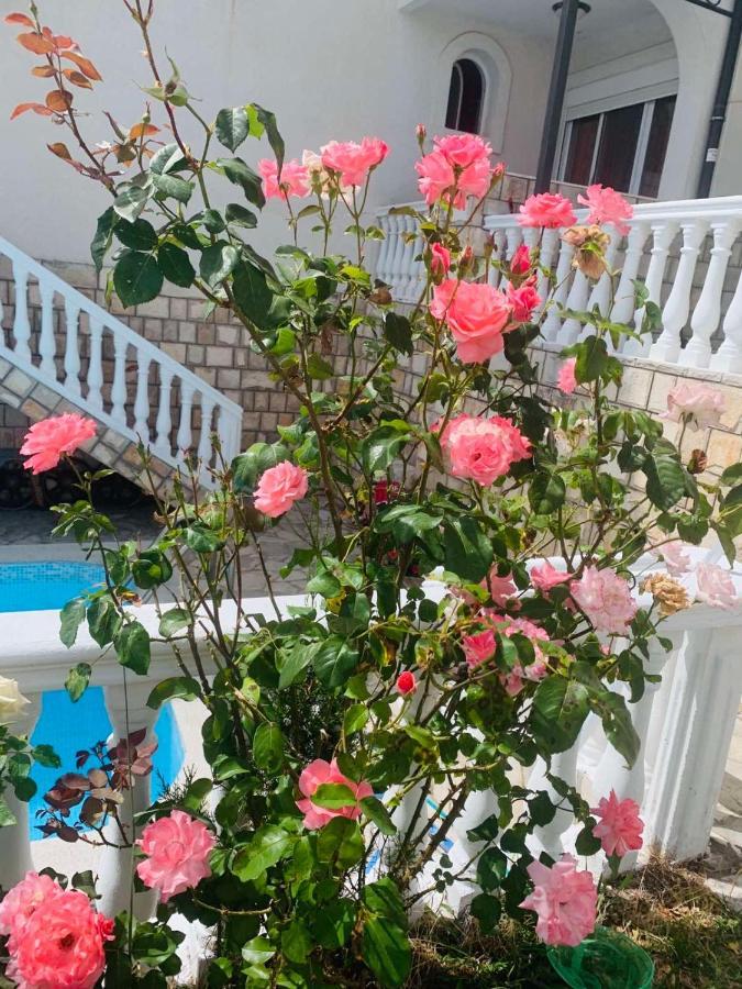 Imperia Daire Bar Dış mekan fotoğraf