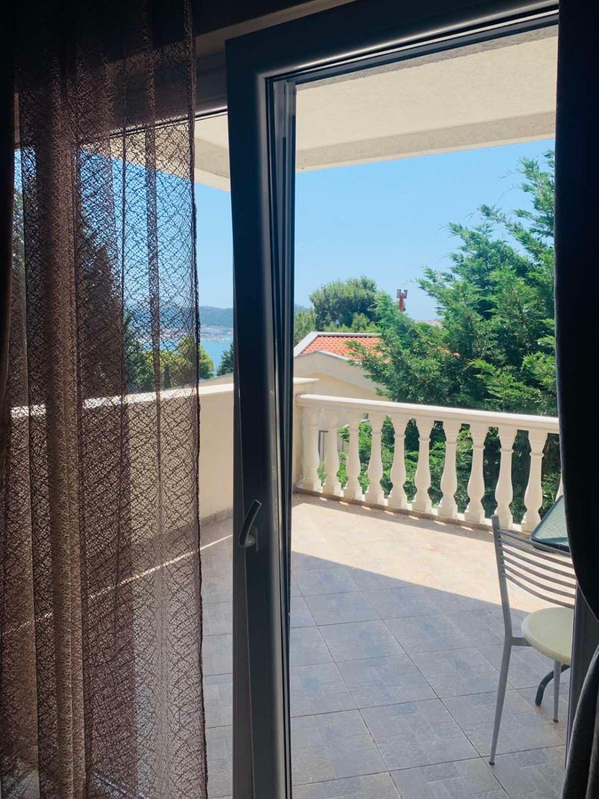 Imperia Daire Bar Dış mekan fotoğraf